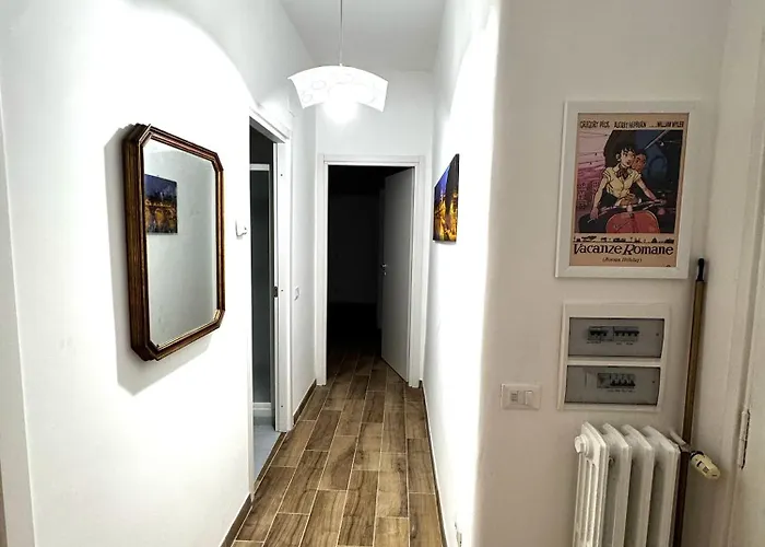 St Peter's Alley *